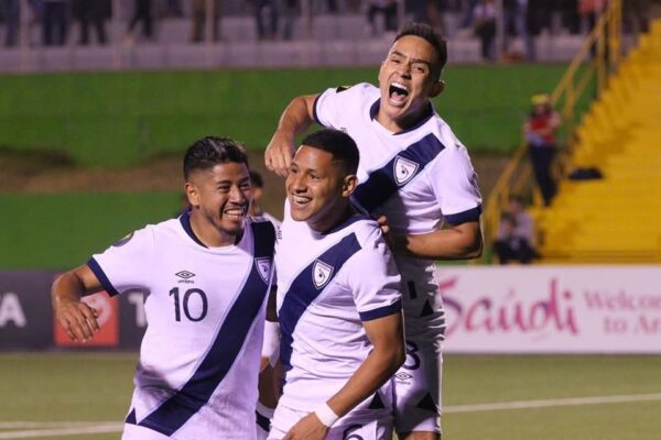 Guate celebrando un gol en un partido oficial. Foto: Fedefut